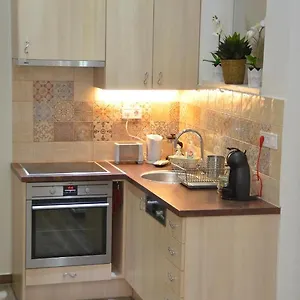 Nn Apartmanette Appartamento Budapest