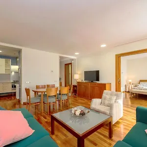 Plaza Catalunya-rda-universidad By Interhome Apartment